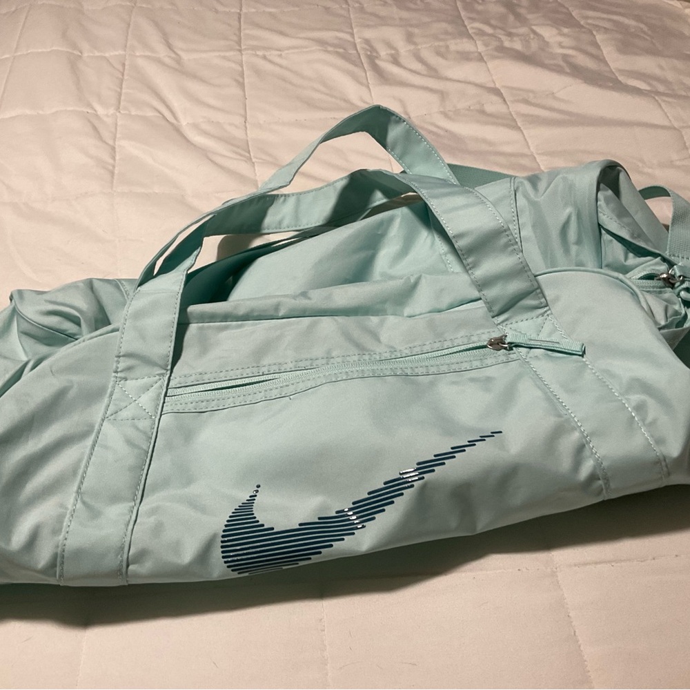 Nike Gym Club Duffel Bag in the colorway Cannon/Mint Foam - SOLD OUT COLOR